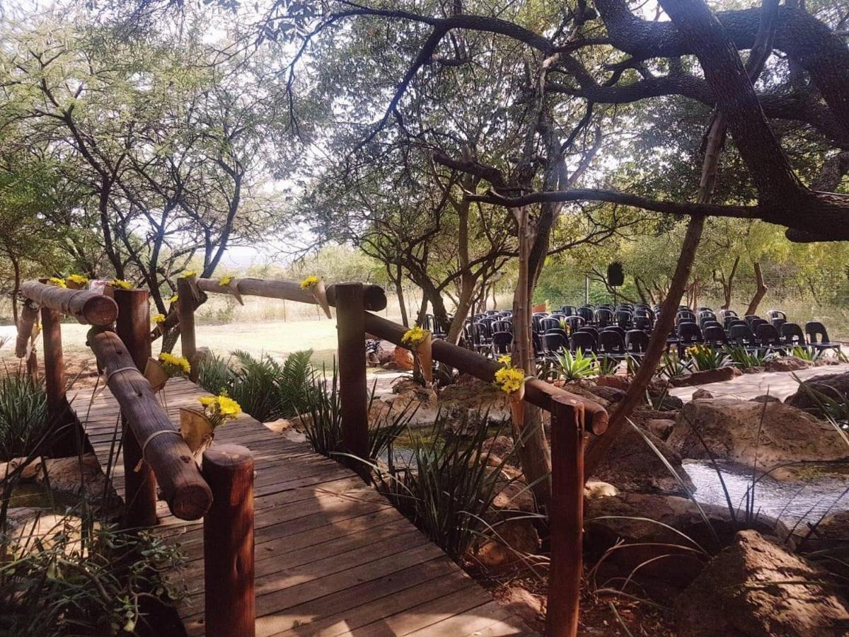 63 On Nyala, Lodge Venue & Conference Pyramid ภายนอก รูปภาพ