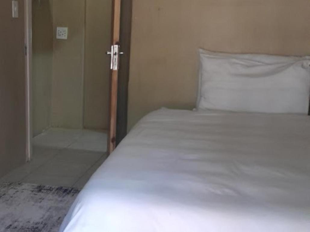 63 On Nyala, Lodge Venue & Conference Pyramid ภายนอก รูปภาพ